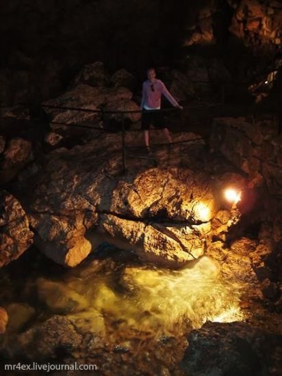 Печера Кизил коба (червона печера)