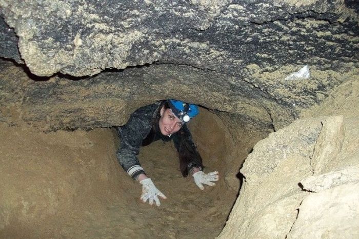 «Гострі Говди» -  острые скалы подземного мира