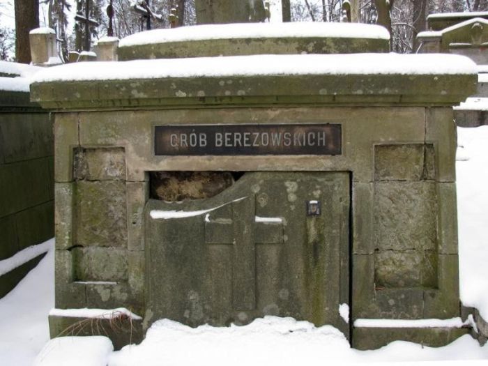 Личаківське кладовище - найдивніше кладовище в світі
