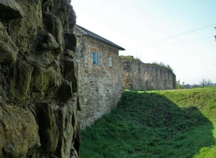 Замки тернопільської області: Микулинці - Теребовля - Сидоров