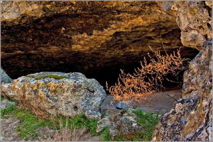 Инкерман: пещерный город и старая крепость