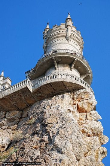 Ласточкино гнездо: замок на скале