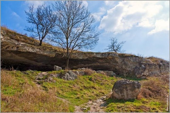 Інкерман : печерне місто і стара фортеця