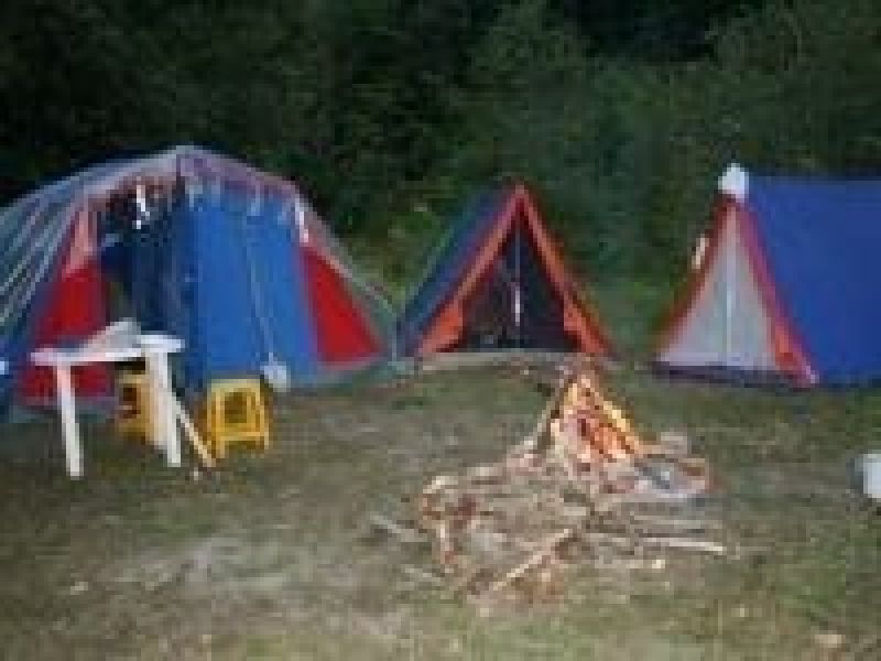 Меню палаточный лагерь. Палаточный лагерь Олимпиец. Поленово палаточный лагерь. Палаточный городок Вымпел. Освещение палаточного лагеря.